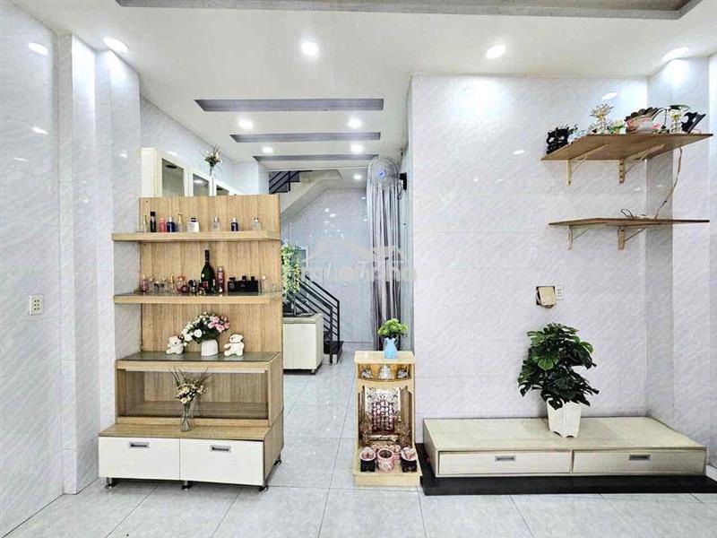 📍4tỷ790 tl - bùi minh trực p6 q8  - dt: 5,1m x 9,6m   - kết cấu: trệt,
