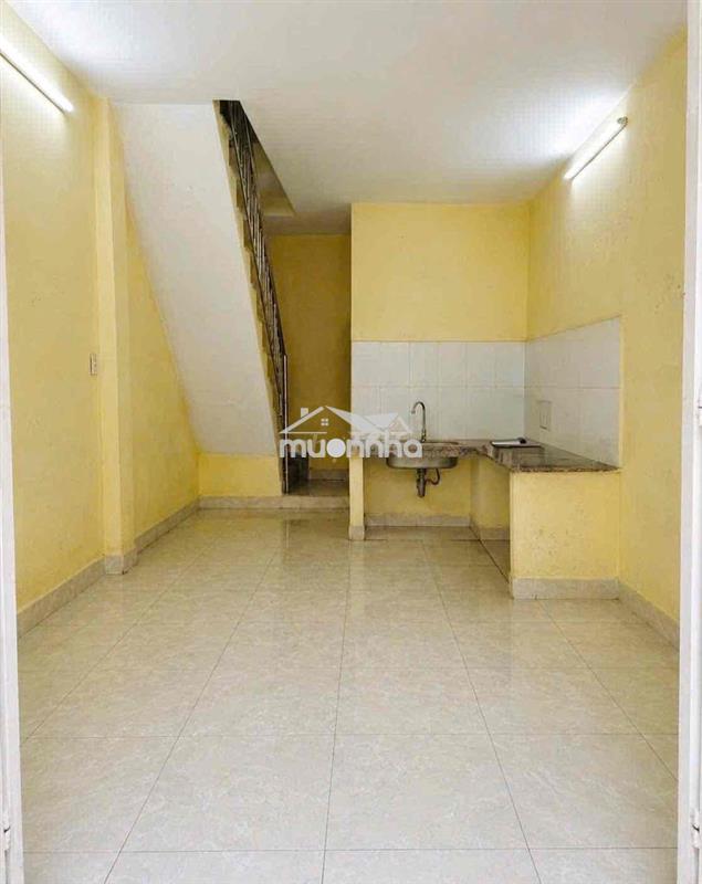 Tôi cho thuê nhà nguyên căn 50 m2, sát hẽm xe hơi, quận 7,