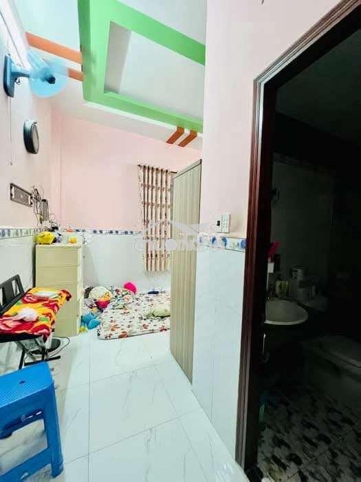Hẽm ô tô 70m2 ngang 5m chỉ 4.5 tỷ - 4