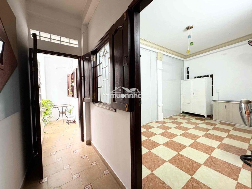 Phòng cửa sổ hành lang huỳnh văn bánh - lê văn sỹ - 3
