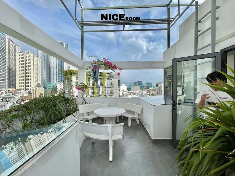 Cho thuê căn hộ balcony lớn - view landmark 81 - gần cầu thủ thiêm  - 3