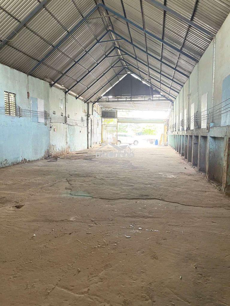 Cho thuê xưởng dĩ an  - 2