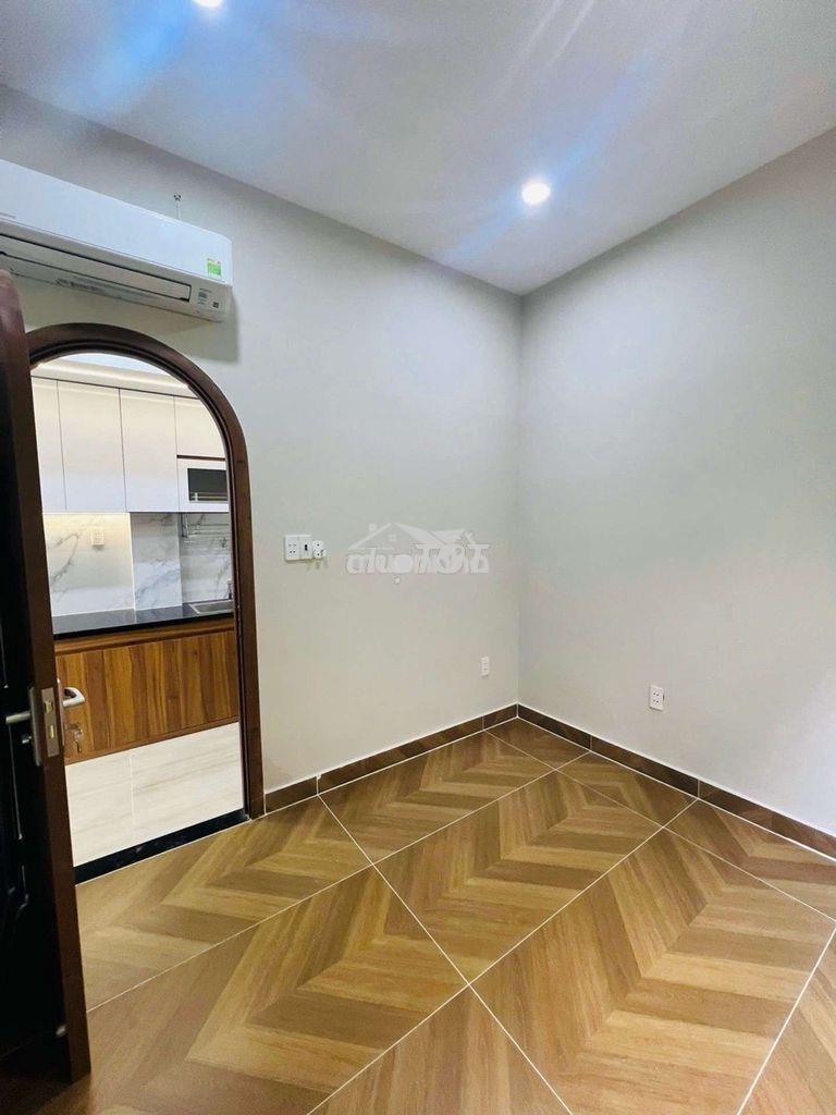 Nhà hẻm thông 4,3❌10m, có phòng ngủ trệt, kế quận 10 . - 4