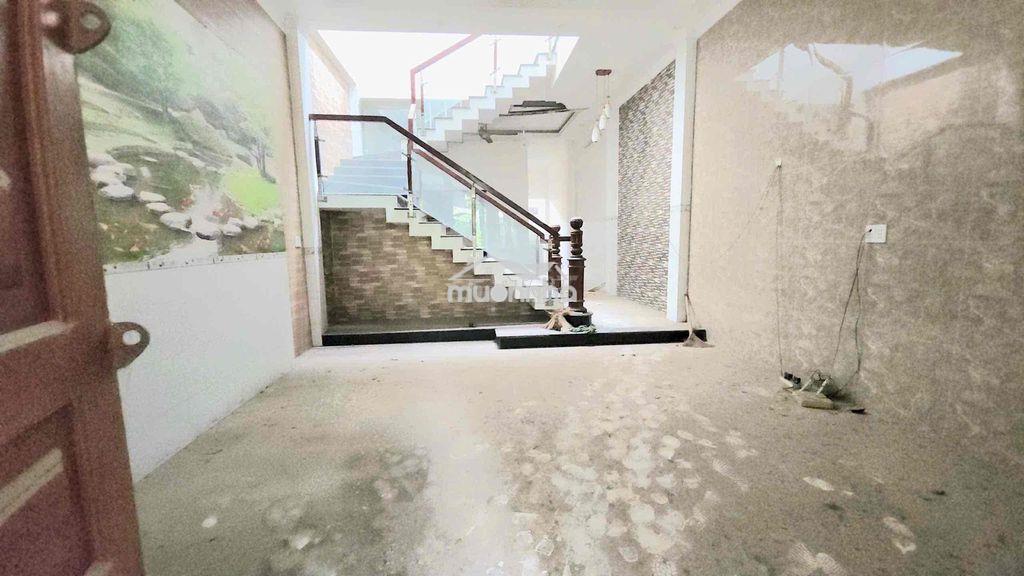 2 tỷ460 = 108,3m2  nhà trệt + lầu hẻm ô tô nhánh tân phước khánh 23, t - 2