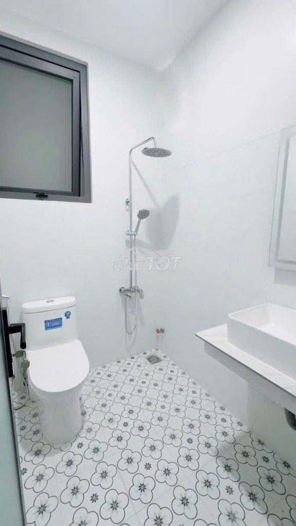 Hẻm nhựa xe hơi gần âu cơ-lạc long quân. 4x14m=56m2. 3 tấm mới - 2