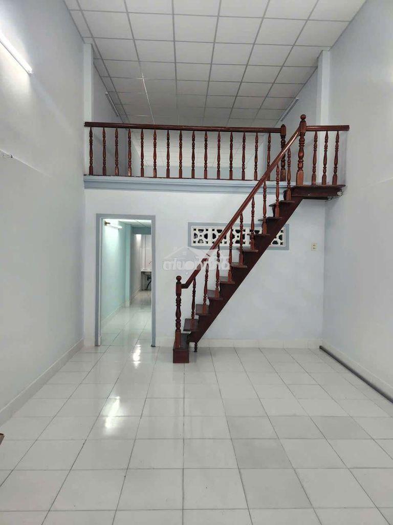Nhà mới 4x18m lửng 2pn 1wc. hẻm 3m thông quang trung p14 gò vấp
