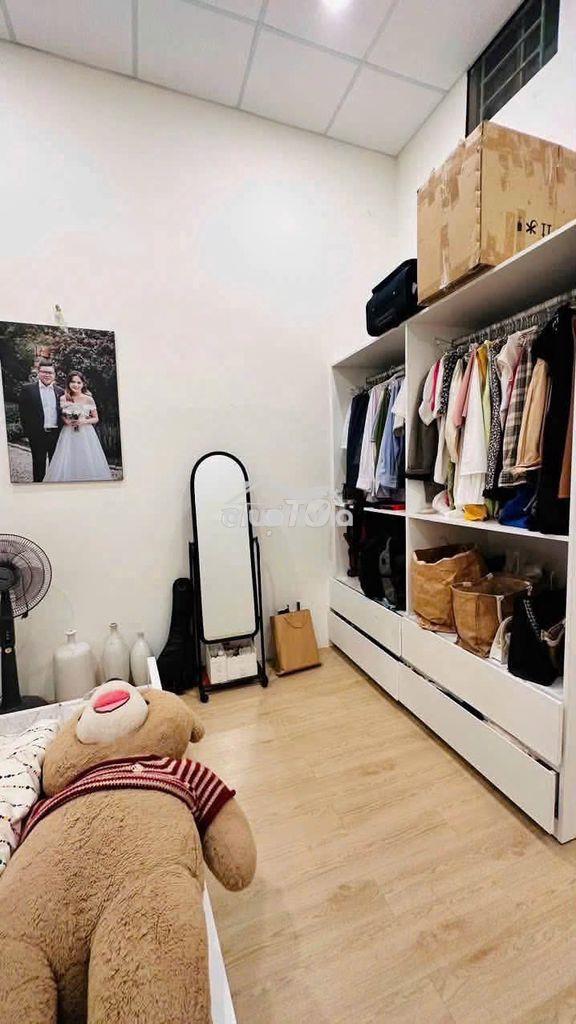 Cho thuê nhà đường cách mạng - p phú thọ hoà ( mới) : 5 x 10 m đúc tấm - 2