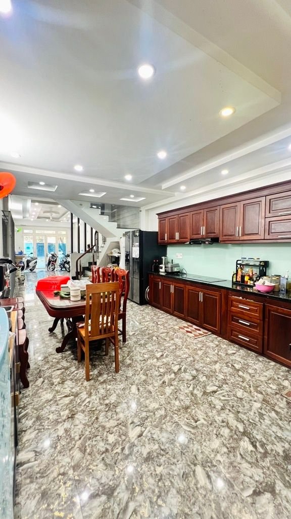 Mặt tiền lê thúc hoạch - phú thọ hoà - tân phú -dt: 4*19m – 16 tỷ - 2