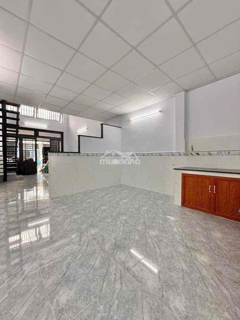 Bán nhà : ngay lê văn quới,  ngã tư 4 xã - 4.5 x 22 m (nở hậu 5.5m) - - 4