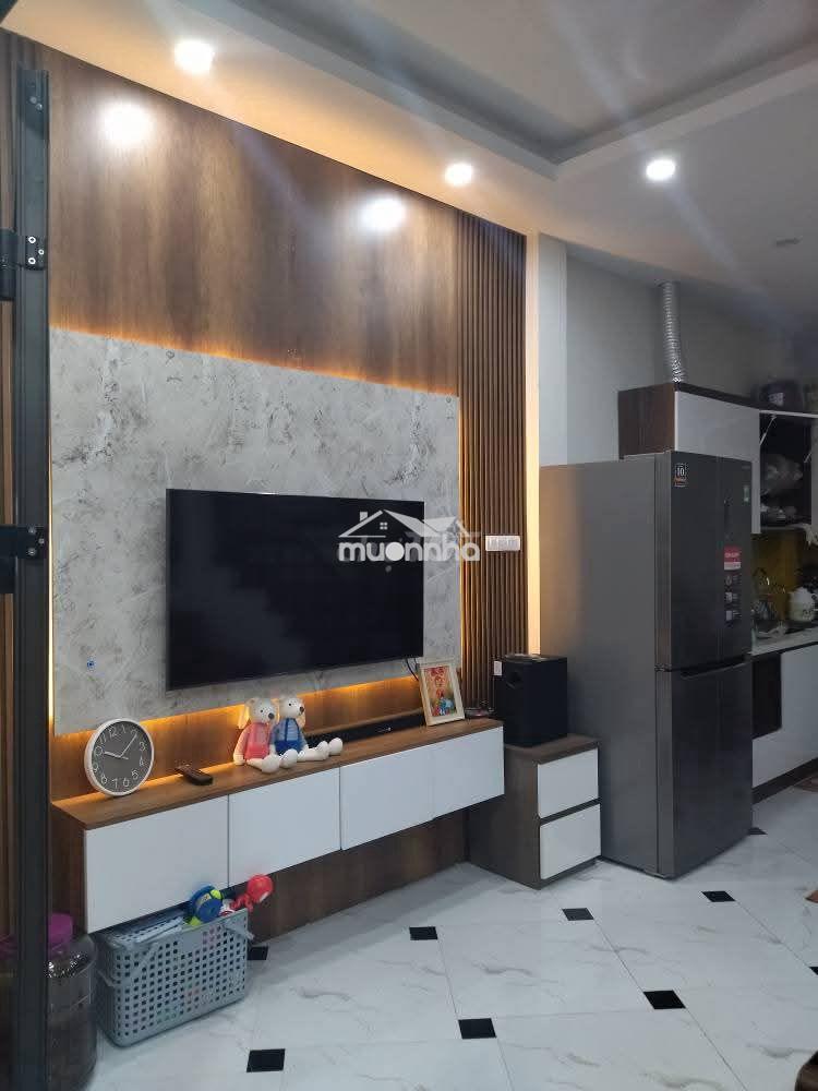 Chính chủ cho thuê nhà 5 tầng, nội thất đầy đủ - 2