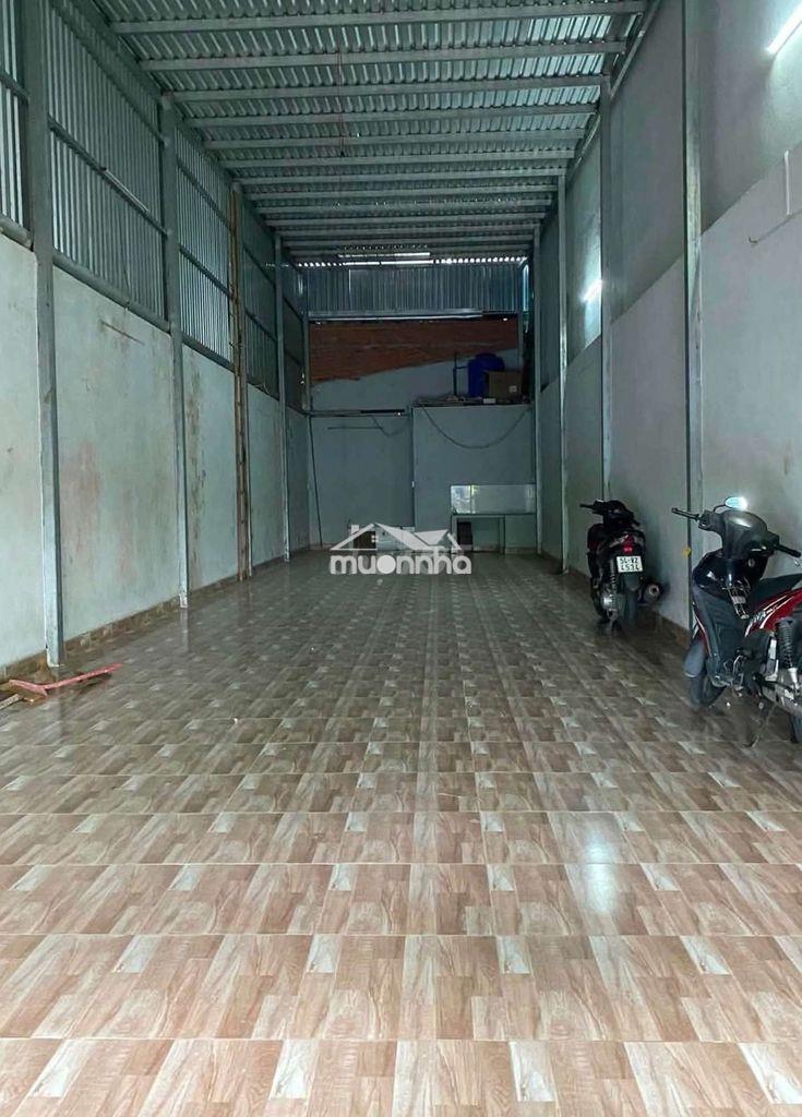 Cho thuê nhà 5x21m cấp4 trống suốt, đ xe công kcn tân bình - 2