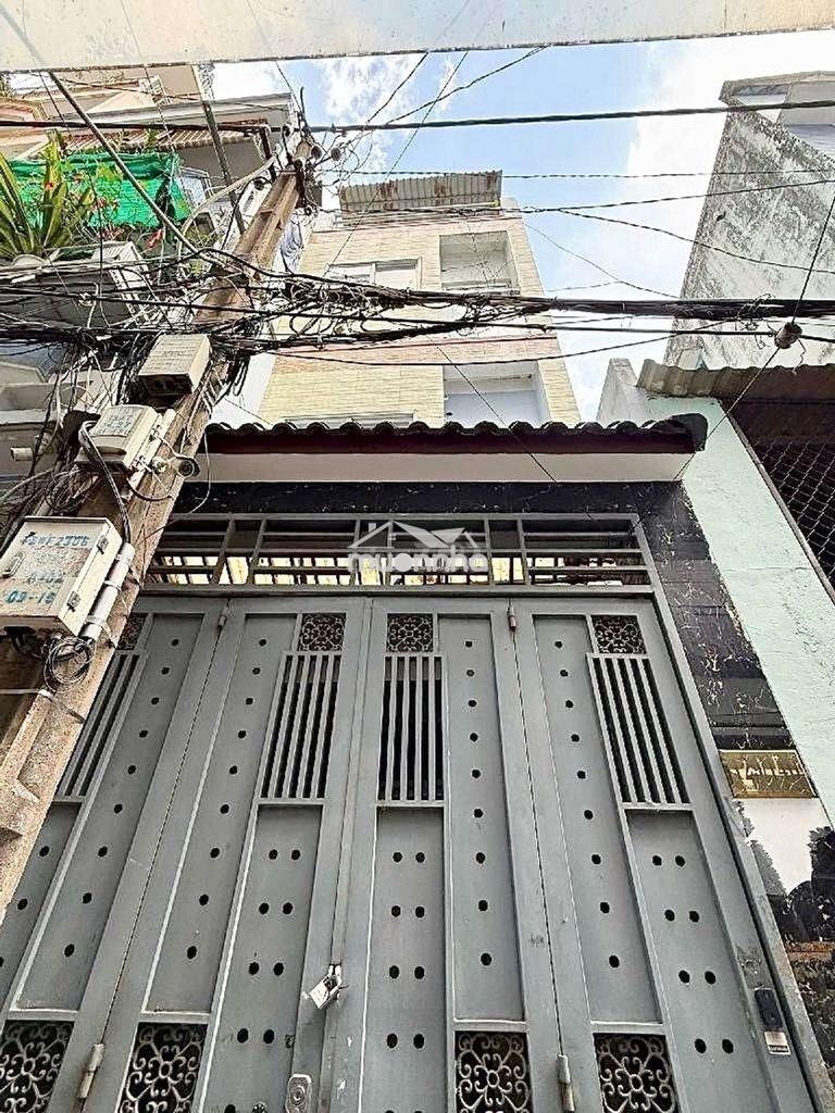 Nhỉnh 5 tỷ là có ngay nhà đẹp tại quận 5 dọn vào ở ngay