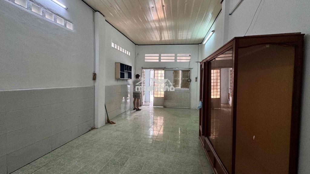 Bán nhà 71m2 giá chỉ 6,95 tỷ hẻm 80 dương quảng hàm ngay đh văn lang - 3