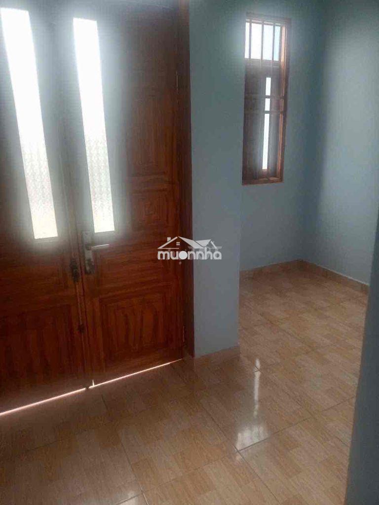 Cho thuê nhà trệt lầu p tân đông hiệp sân xe tải giá 6tr - 4