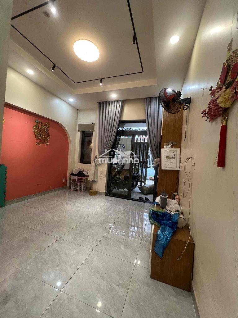 Cho thuê nhà dt 110m2 1trệt 1lầu 3pn 2wc hẻm 43 vườn lài apđ q12 - 4