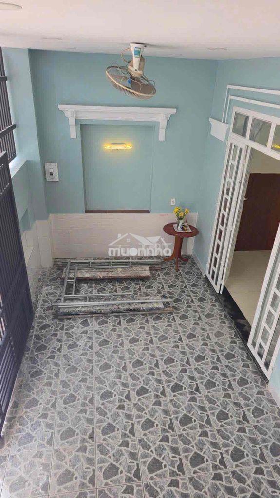 Cho thuê nhà 1 trệt 1 lủng có 2 pn, 2wc hẻm ba gác đường 160 - 3