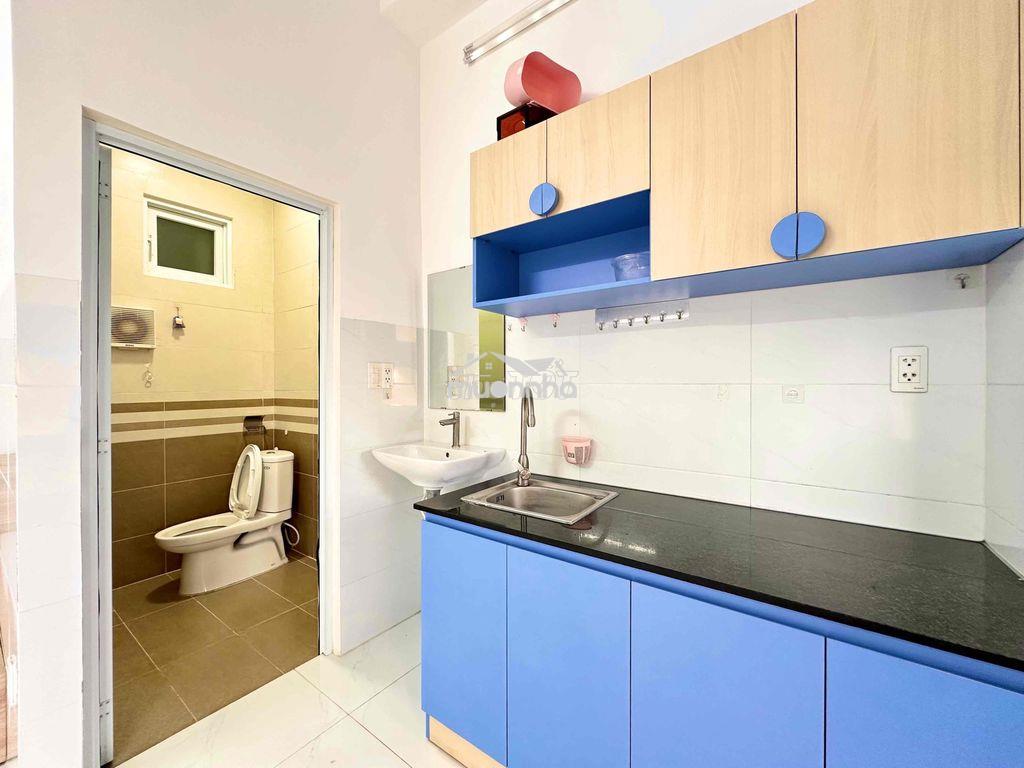 Phòng rộng 30m2 ngay cuối đường nguyễn thái sơn siêu thoáng chỉ 4xx - 4