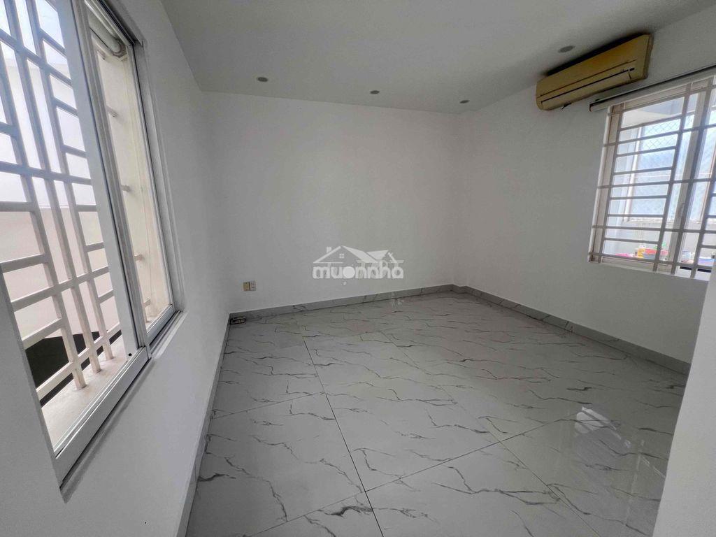 Cho thuê nguyên lầu có ban công – nhà mặt tiền - 3