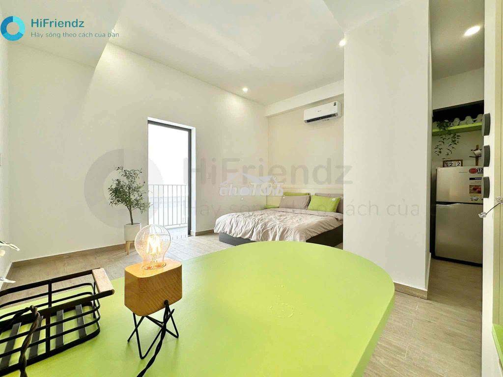 Studio tách bếp có ban công gần vòng xoay liên phường, lake view. - 2