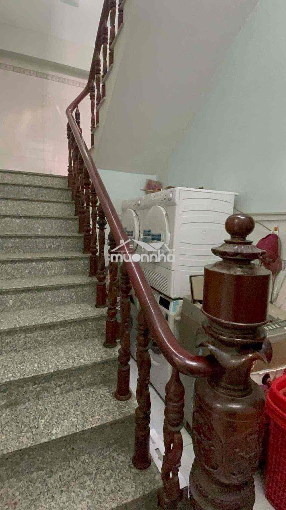 Phòng cho thuê có máy lanh , tủ lạnh đông hưng thuận 17 - 3