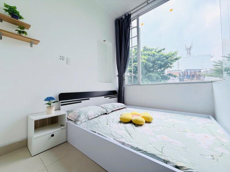 Phòng trọ cho thuê dạng studio ban công full nội thất gần đh văn hiến-đh công thương-khu vườn lài q. tân phú