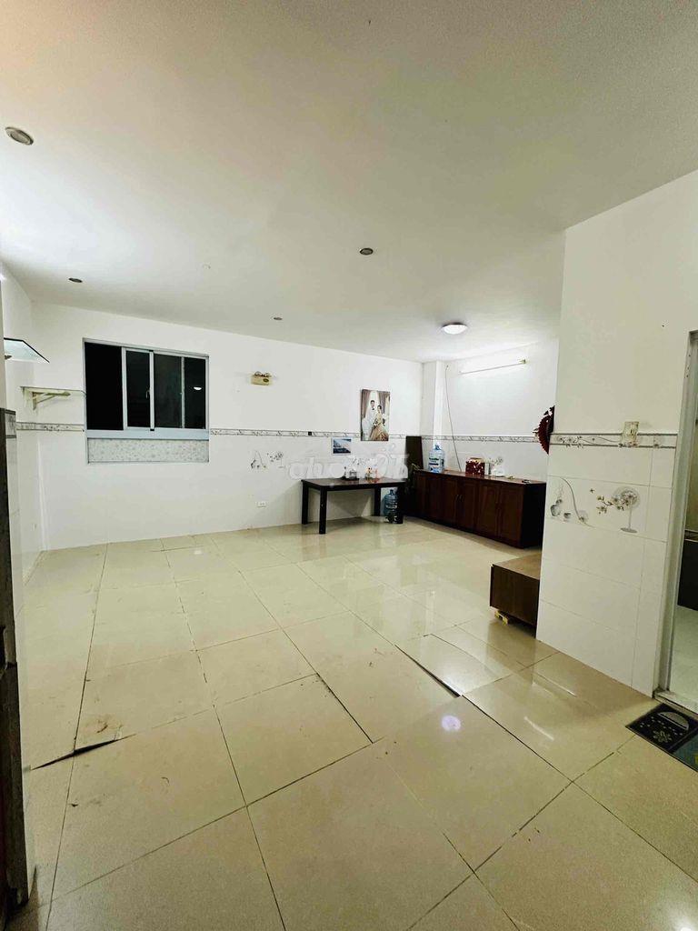 Cho thuê trọ gần 30 m2 - rộng rãi bình tân giá chỉ 2.5 triệu