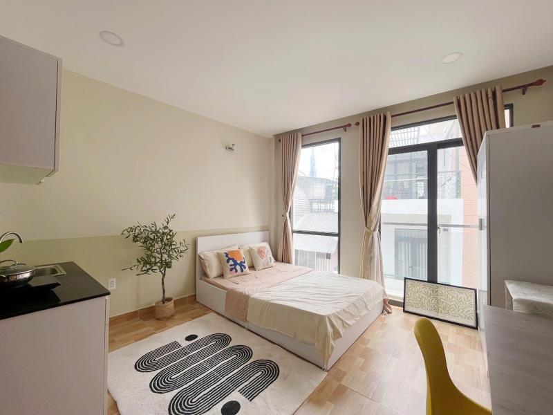 Cho thuê căn hộ balcony giá rẽ ngay cầu thị nghè - đh hutech - hồng bàng - uef - landmark 81