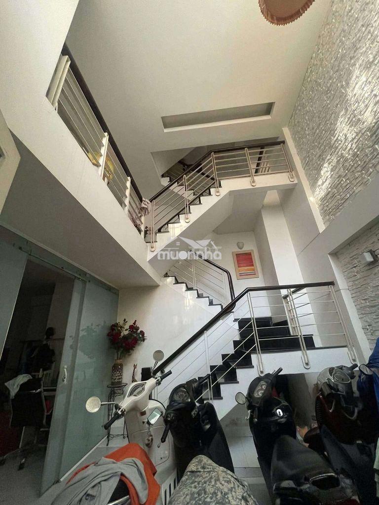 Bán nhà 5 tầng trần quang diệu quận 3 ngang 5.5m 6pn chỉ 8.8 tỷ tl