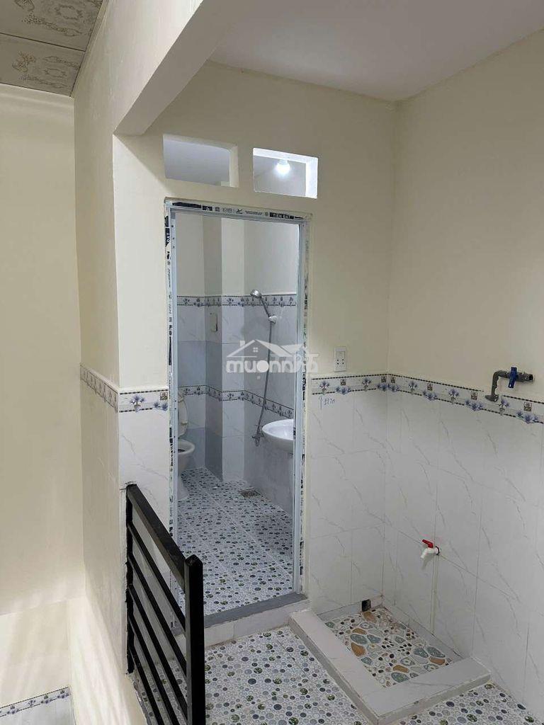 Bán nhà mới ngang 5m hxh mới xây đang cho thuê 7tr/tháng  - 3