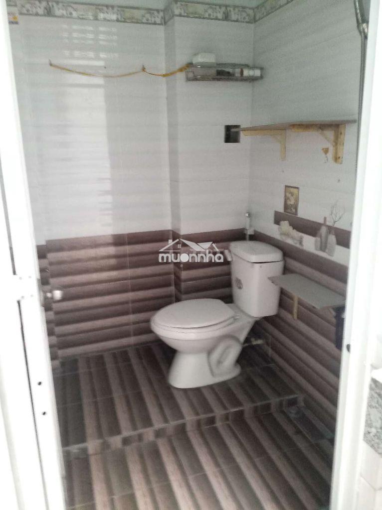 Nhà cho thuê
4x19
2 phòng ngủ
dưới đất trống suốt
hẻm 6m - 3