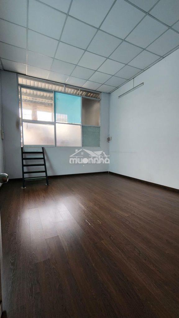 Cho thuê nhà nguyên căn hẻm 787 lạc long quân - 3