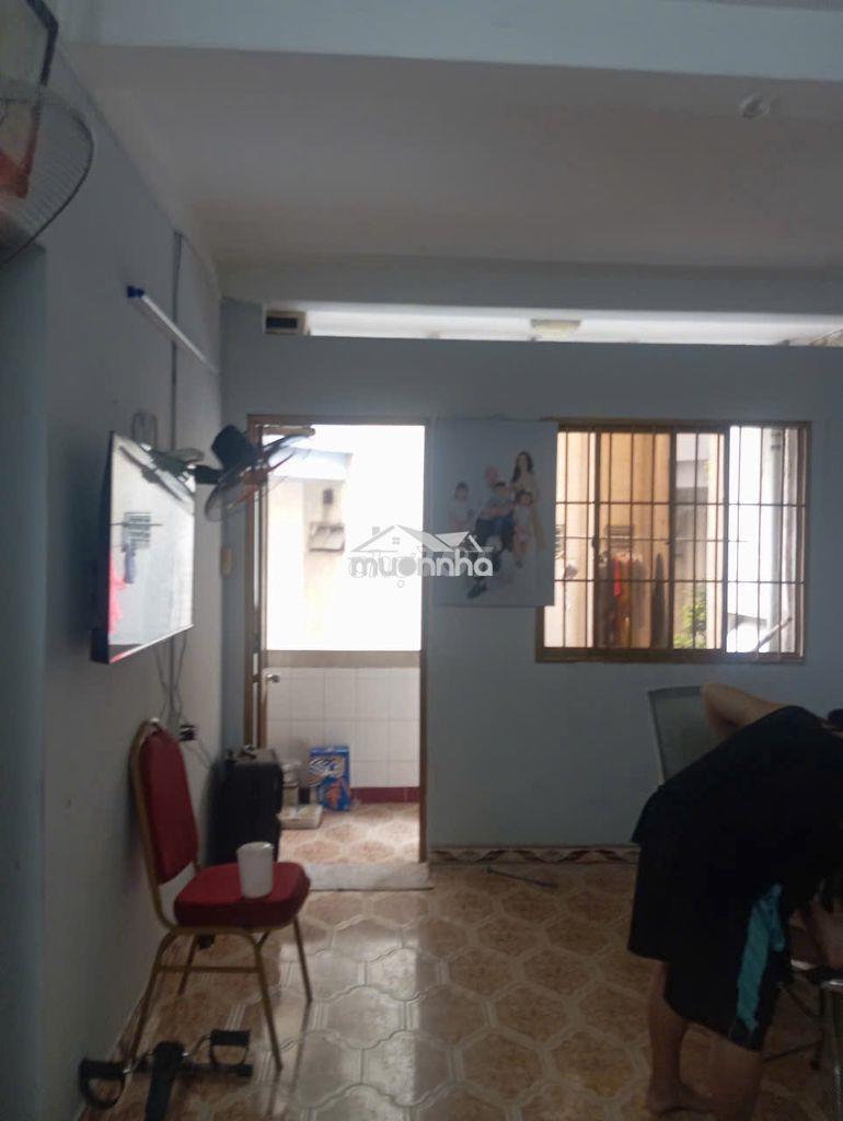 Bán gấp lầu 1 cc hùng vương siêu thị đm chợ lớn, q. 5, 50m², 2,36 tỷ - 3