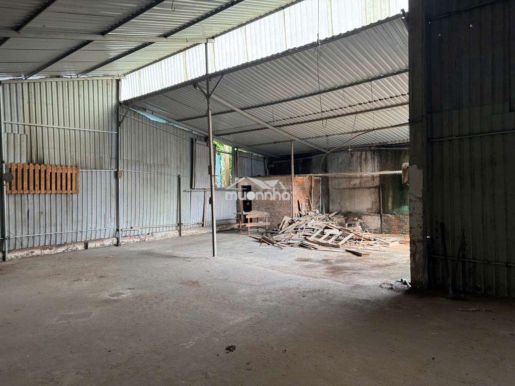 Mb kho 400m/10tr dĩ an gần ql 1a - 3