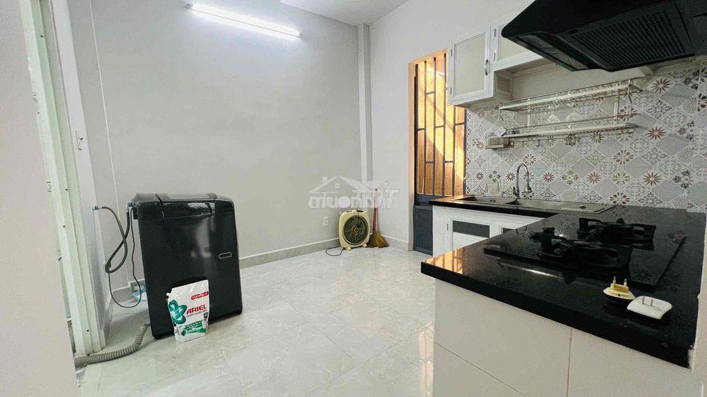 Nhà nguyên căn gần rivana 11 triệu/ tháng - 2
