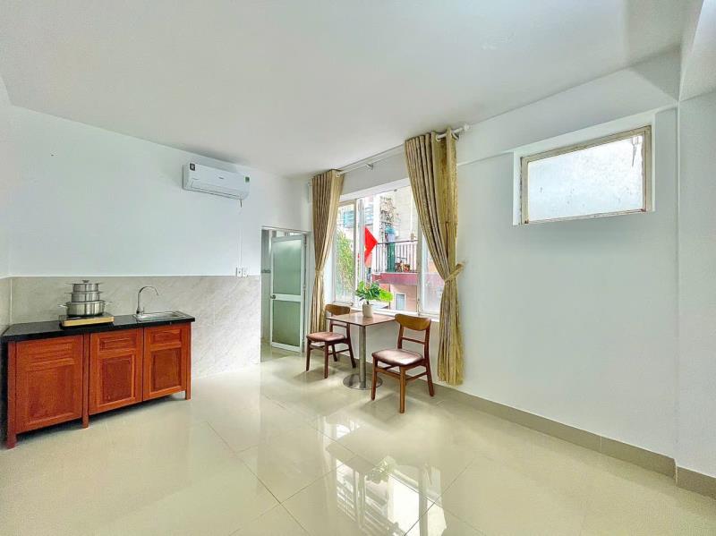 Ngay etown cộng hòa, phòng thoáng giá tốt 