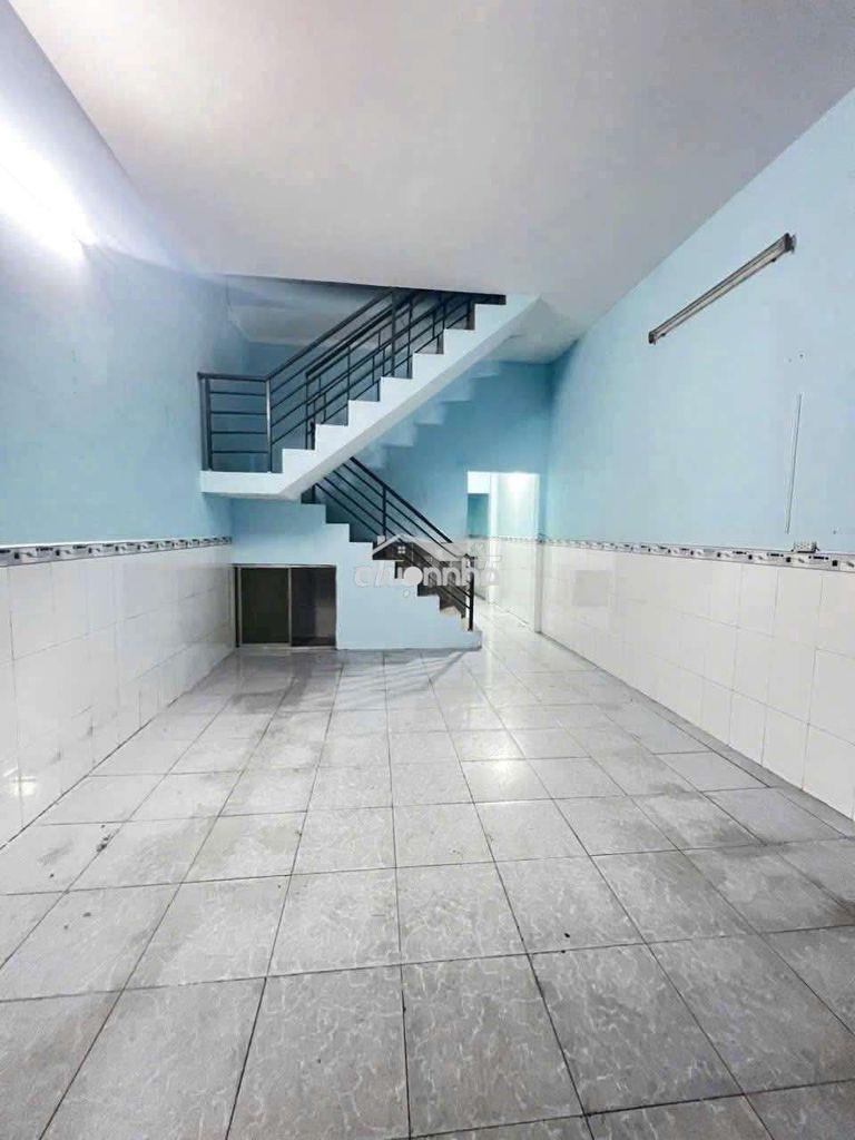 Nhà cho thuê gò xoài, bt (2pn 2wc) hẻm 4m, nhà trống vô ở ngay