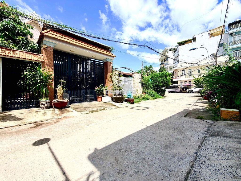 Nhà đường số lâm văn bền, quận 7 - đường xe hơi  - 4x18,5m - 5,9 tỷ tl - 3
