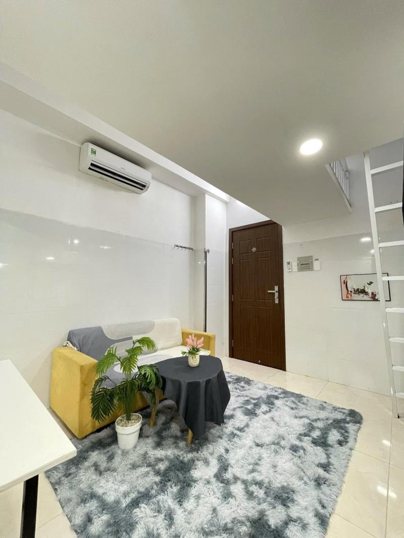 Duplex full nội thất - cửa sổ thoáng - nhà thang máy - ngay cầu bông thuận tiện di chuyển các quận - 4