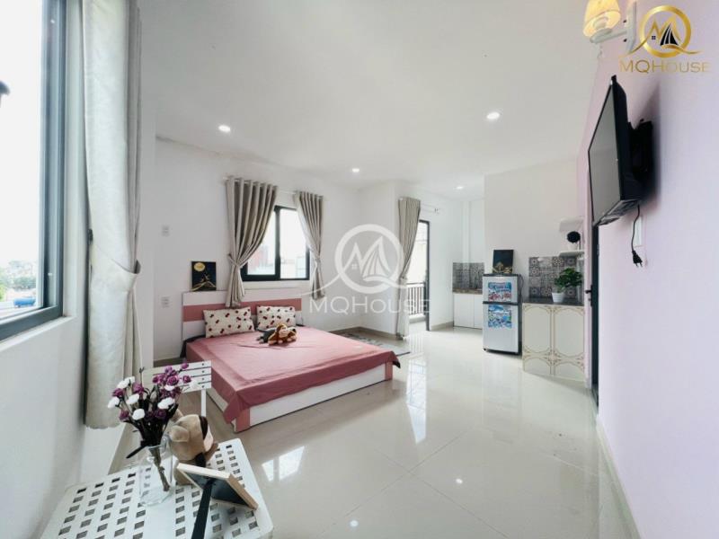 Ch ban công thang máy 30m2 nơ trang long/bà chiểu/nguyễn xí/phan văn t