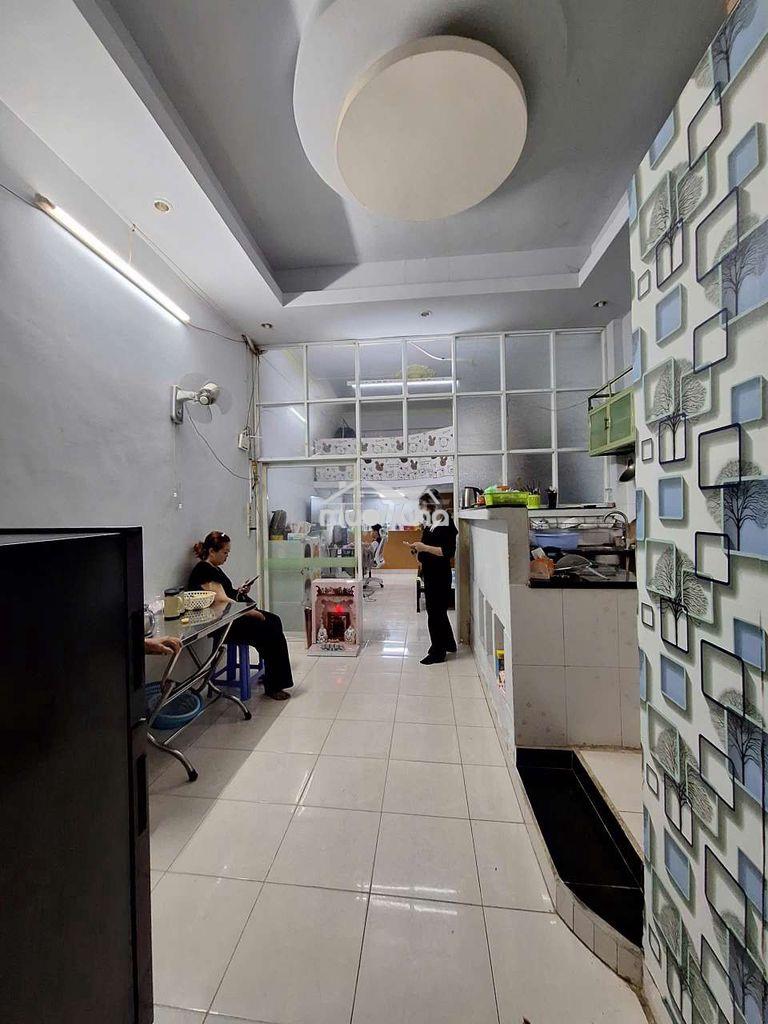❤️❤️ Chính chủ gởi bán căn hộ chung cư mặt tiền đg trịnh hoài  - 2