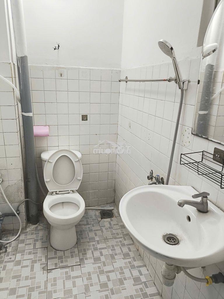 Chính chủ cho thuê phòng giá rẻ từ 3 tr đầy đủ nội thất ngay sân bay - 3