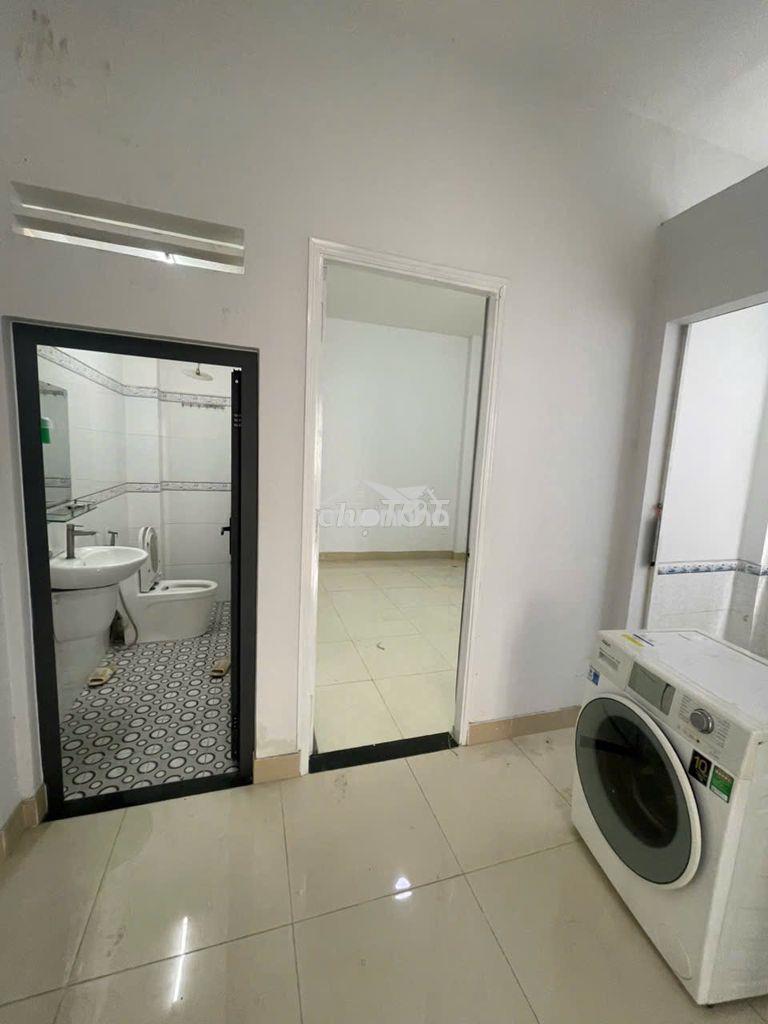 Cho thuê nhà mới nguyên căn , hẻm trần bình trọng 4x14m 3pn - 4
