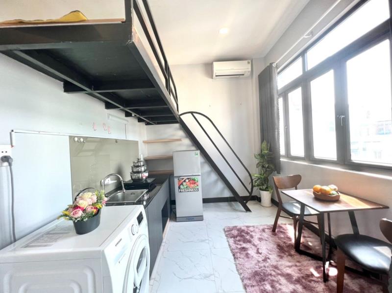 Gác lửng 30m2 tách bếp ngay phố ẩm thực pxl - sát bệnh viện hoàn mỹ