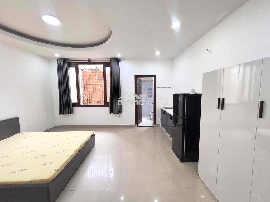 Chính chủ cho thuê phòng đủ nội thất cửa sổ thoáng quận 7 - 2