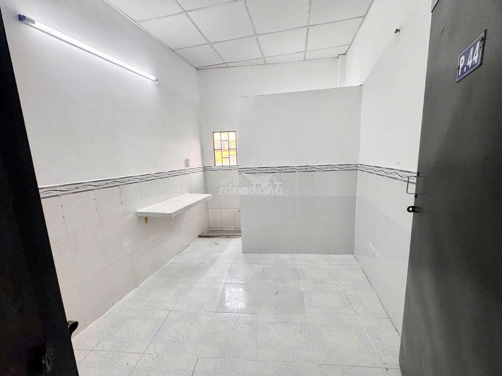 Trọ giá rẻ nhận xe điện kế bên lâm văn bền - 2