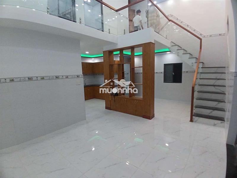 Bán nhà tô ngọc vân thủ đức - ngang 7m- 2t - 3pn - đẹp ở ngay - 4.7 tỷ