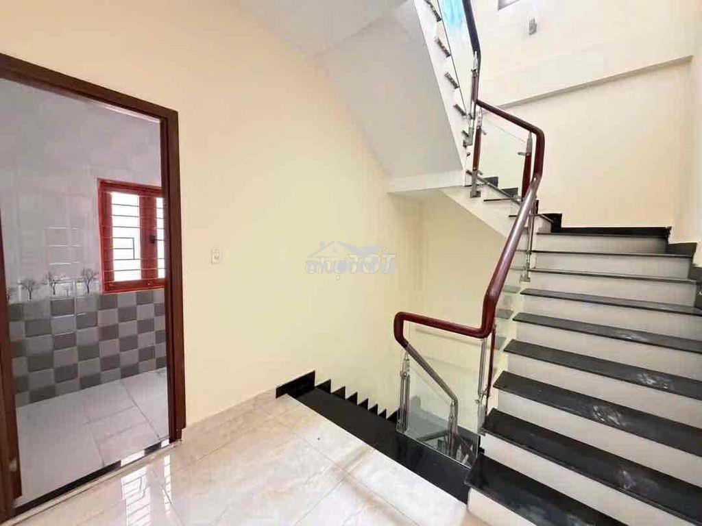 Cho thuê 1 trệt 2 lầu kdc vip hoá an,3pn,sân ô tô,ngay cổng sauponchen - 3