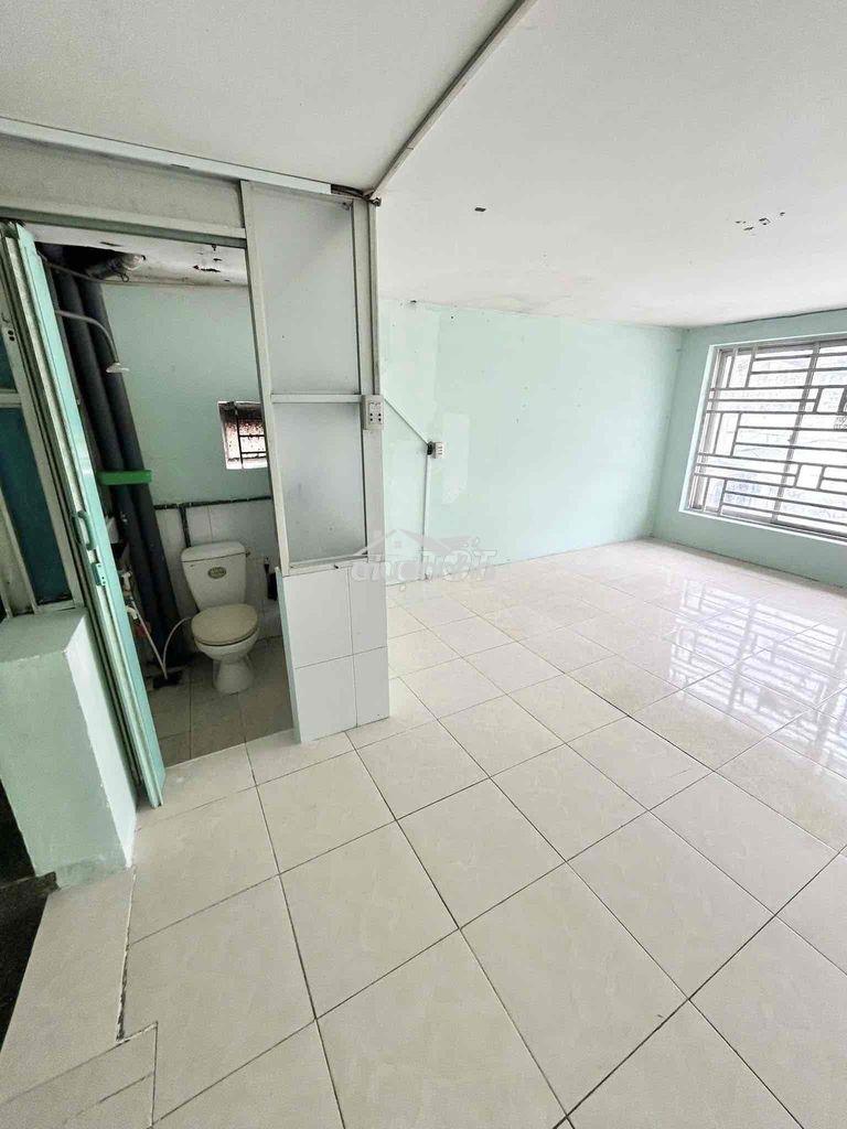 Nhà góc buôn bán nhỏ 4x10m 2lầu (3pn 4wc) đường 12m. 1/ tân kỳ tân quý - 3