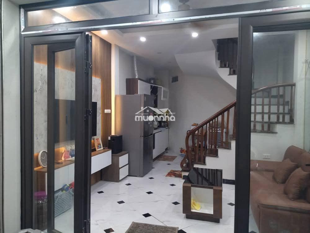 Chính chủ cho thuê nhà 5 tầng, nội thất đầy đủ - 4