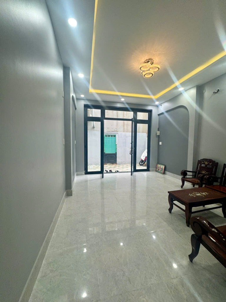 Nhà đẹp , diện tích hơn 50m2 chỉ dưới 5 tỷ - 2